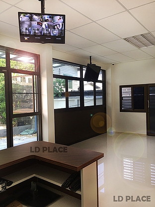 Condo · Huai Khwang, bangkok — photo 2
