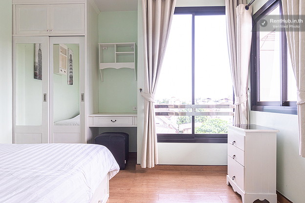 Condo — photo 2