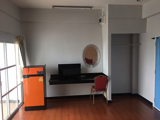 Condo — photo 3