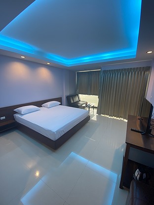 MC  Residence — photo 5