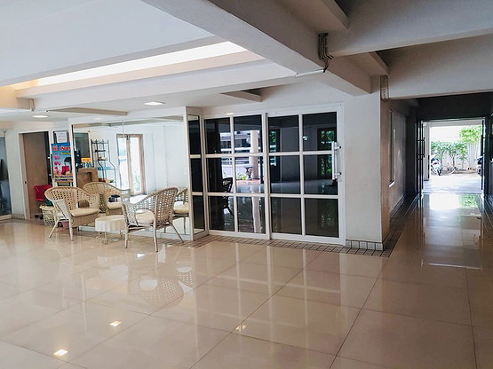 Condo · Thon Buri, bangkok — photo 4
