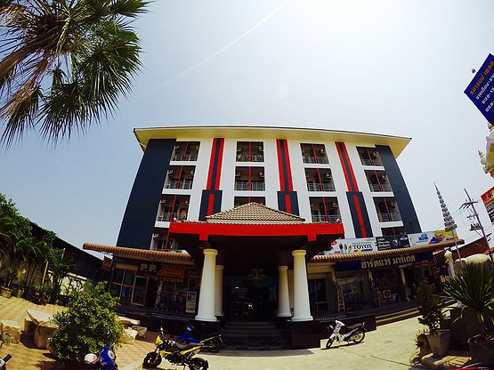 Condo · chon_buri — photo 1