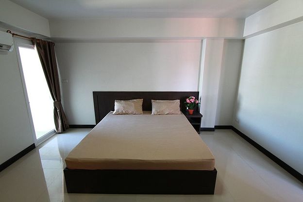 Condo — photo 4