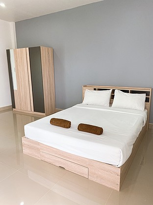 M PLACE — photo 2