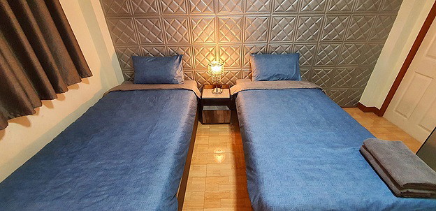 Condo — photo 2