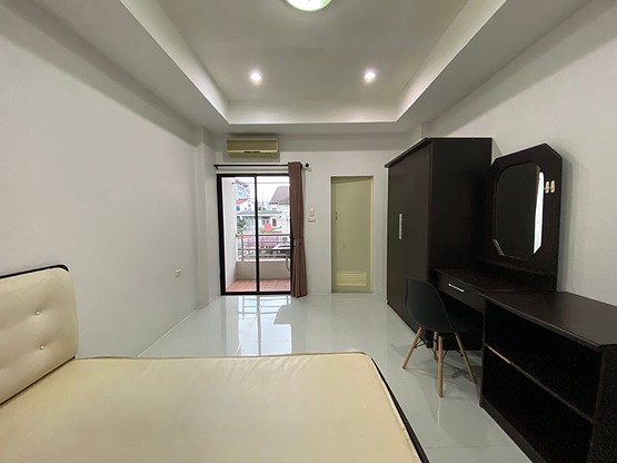 Condo · bangkok — photo 2