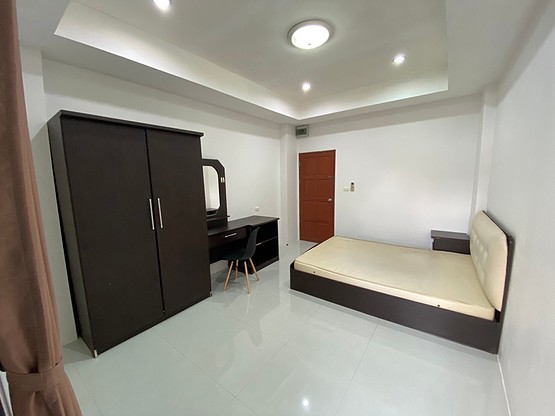 Condo · bangkok — photo 3
