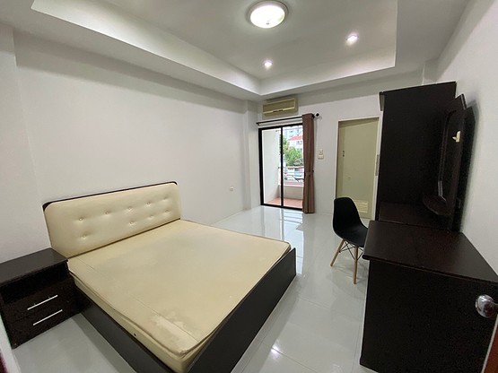 Condo · bangkok — photo 1