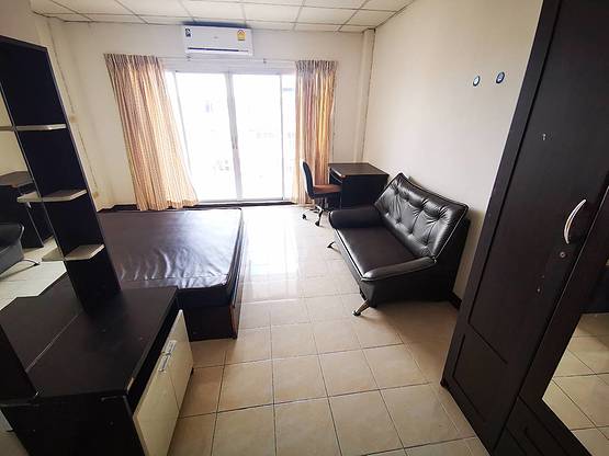 Condo — photo 2