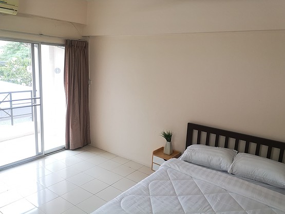 Condo · Wang Thonglang, bangkok — photo 5