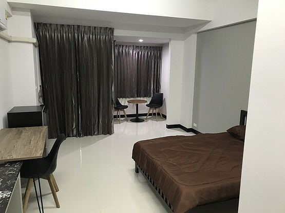 Condo — photo 2