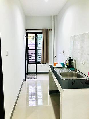 Condo — photo 2