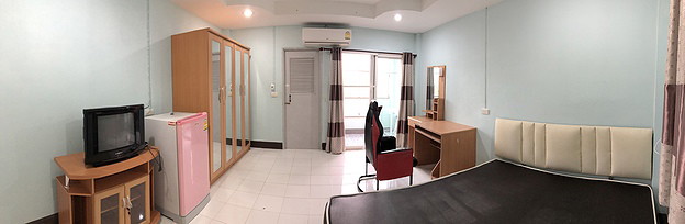 Condo — photo 1