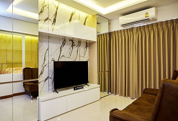 Condo · Huai Khwang, bangkok — photo 2