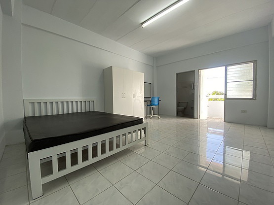 Condo · chon_buri — photo 3