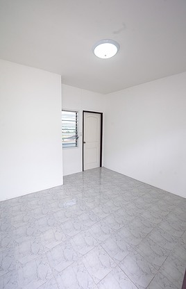 Condo — photo 3
