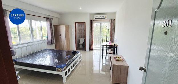 Condo — photo 2