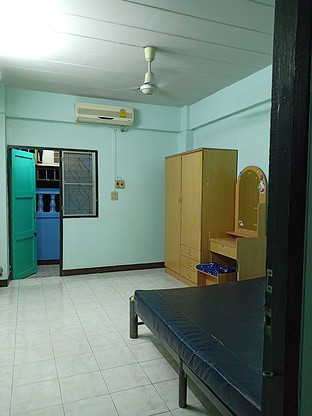 Condo — photo 2