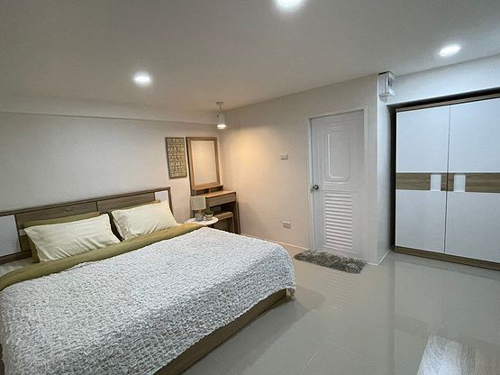 Condo · Bangkok Noi, bangkok — photo 3
