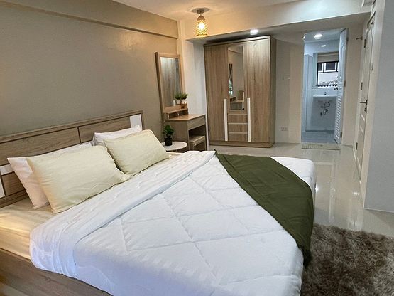 Condo · Bangkok Noi, bangkok — photo 1