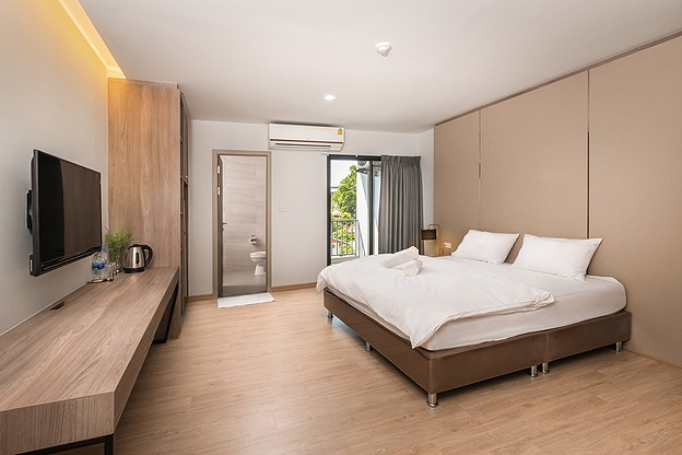 101 Residence — photo 3