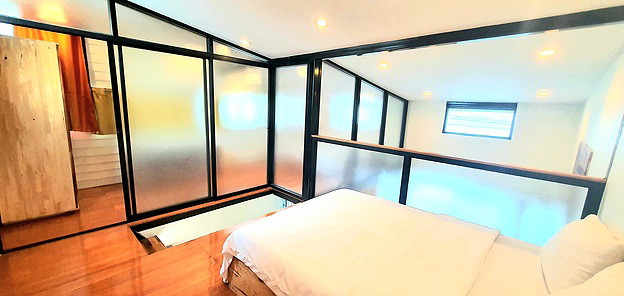 Condo · Sathon, bangkok — photo 2