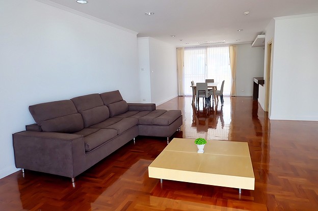 Condo · Sathon, bangkok — photo 2