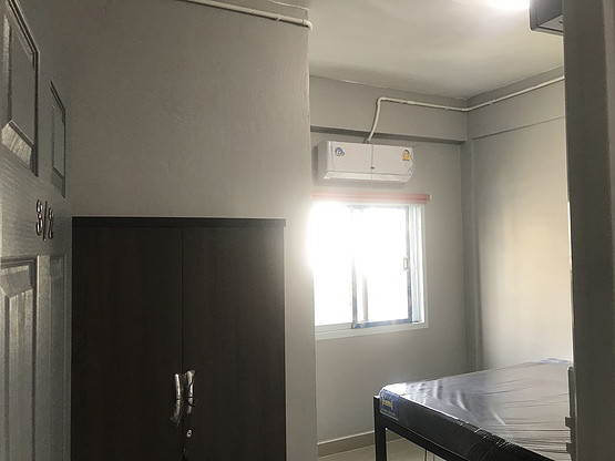 Condo · Huai Khwang, bangkok — photo 4