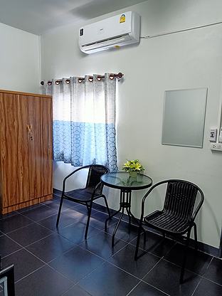 Condo — photo 1