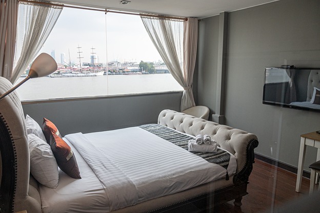 Condo · Khlong San, bangkok