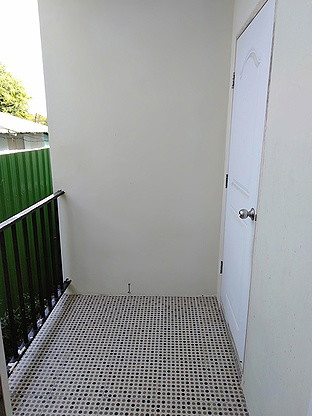 Condo · Bang Bua Thong — photo 4