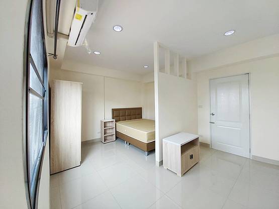 Condo — photo 3