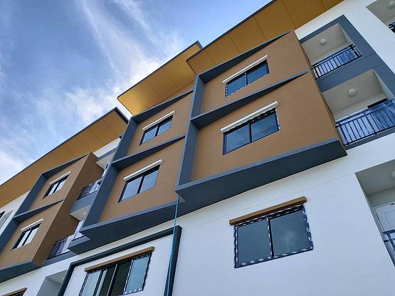 Condo — photo 1