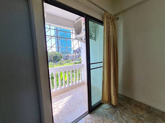 Condo · Bang Na, bangkok — photo 3