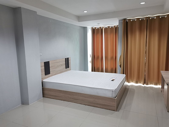 Condo · bangkok — photo 2