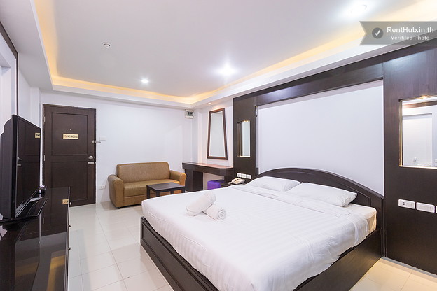 Condo · Huai Khwang, bangkok — photo 5