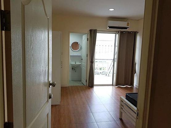 Condo · Bang Sue, bangkok — photo 1