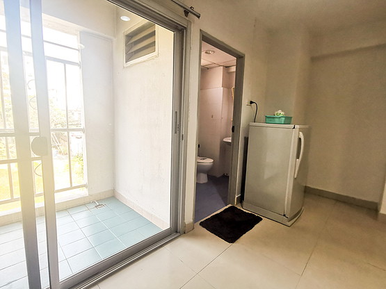 Condo · Huai Khwang, bangkok — photo 4