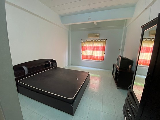 Condo — photo 5