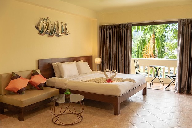 Condo · Mueang Phuket, phuket — photo 1