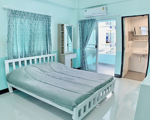 Condo · Watthana, bangkok — photo 1