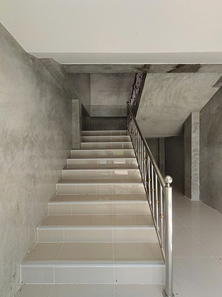 Condo — photo 2