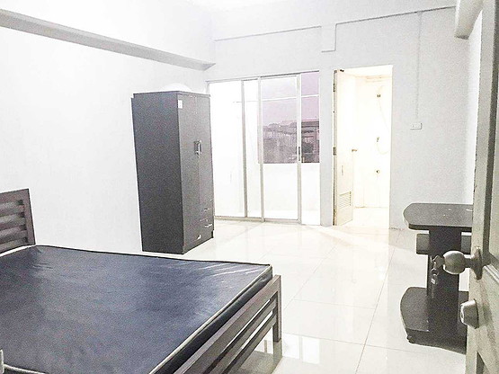 Condo — photo 2