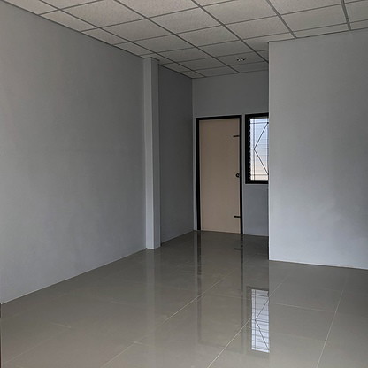 PC PLACE — photo 1
