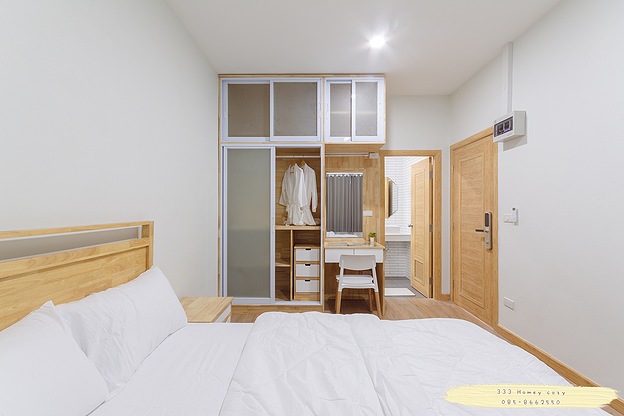 Condo — photo 1