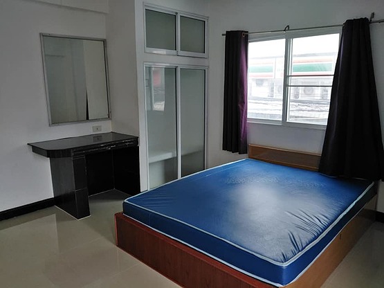 Condo · bangkok — photo 2