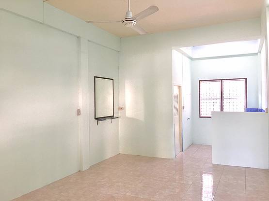 Condo — photo 1