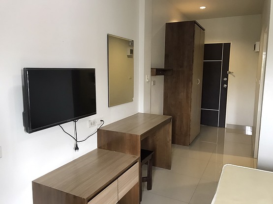 Condo — photo 2