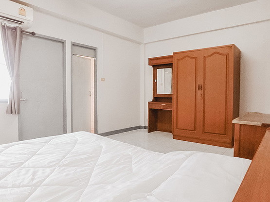 Condo · Dusit, bangkok — photo 5