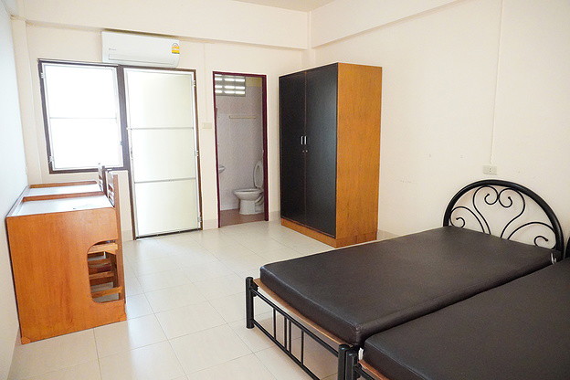 Condo · Mueang Chon Buri, chon_buri — photo 3